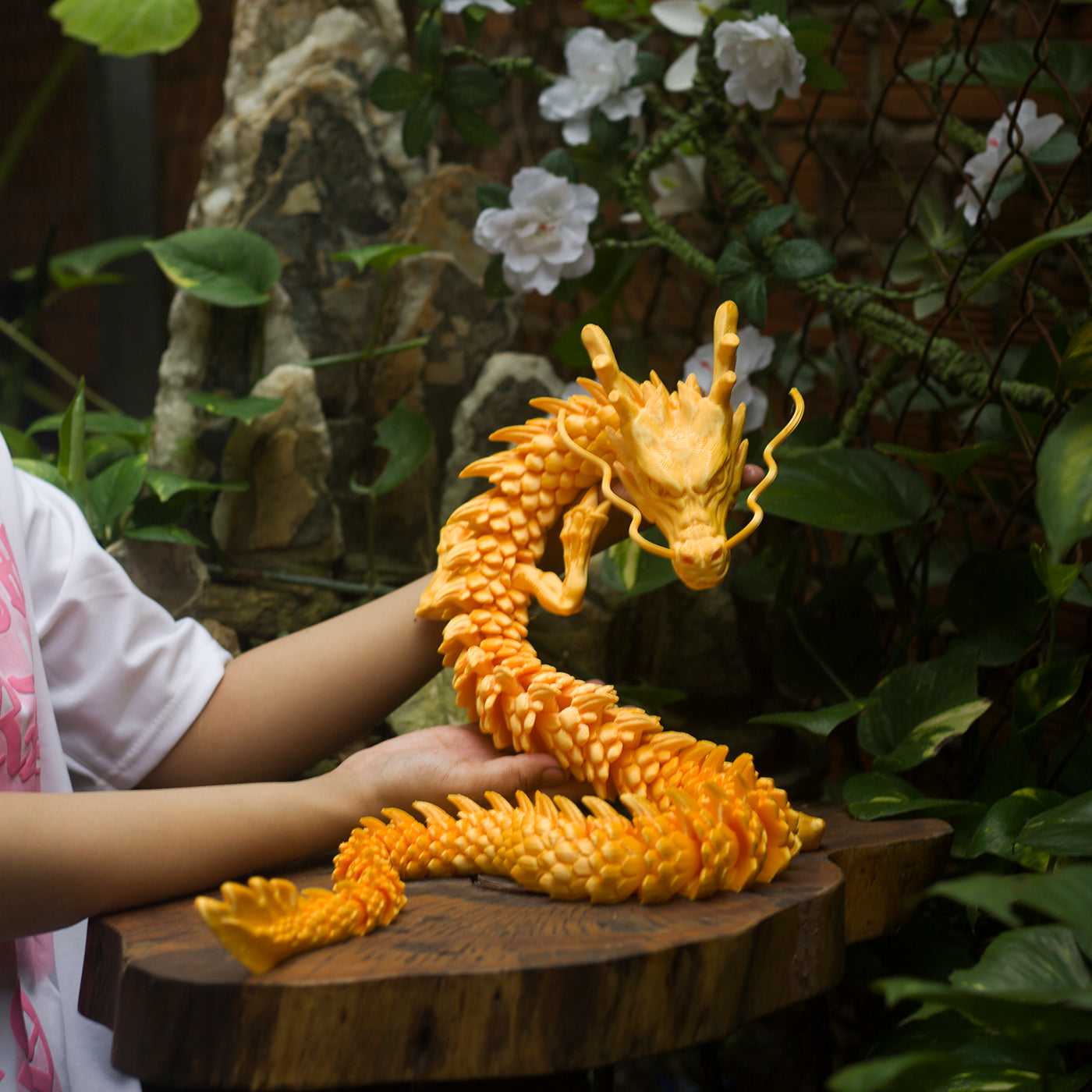 Articulated Dragon Figurine – Flexible 3D Printed Dragon Toy – Golden Oriental Dragon Decor – Handmade Mythical Creature Gift