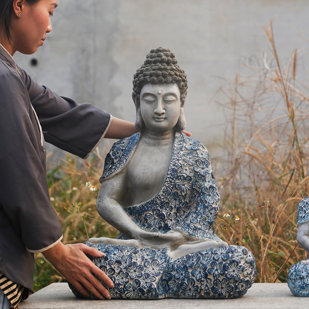Hand-Painted Buddha Statue – Floral Robe Design | Shakyamuni Sculpture | Artisan Buddhist Decor | Vietnamese Handmade | 3D Printed Base
