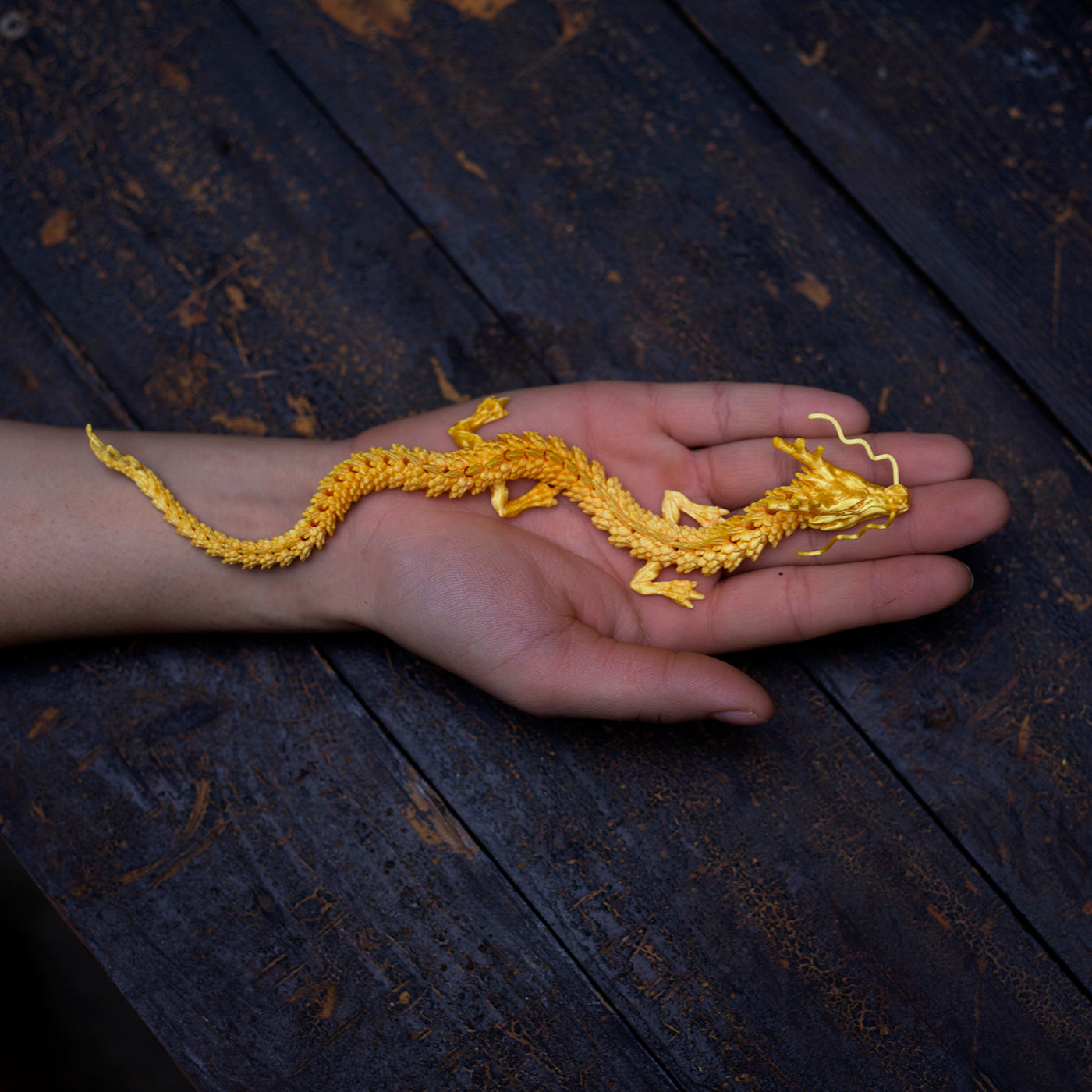 Articulated Dragon Figurine – Flexible 3D Printed Dragon Toy – Golden Oriental Dragon Decor – Handmade Mythical Creature Gift