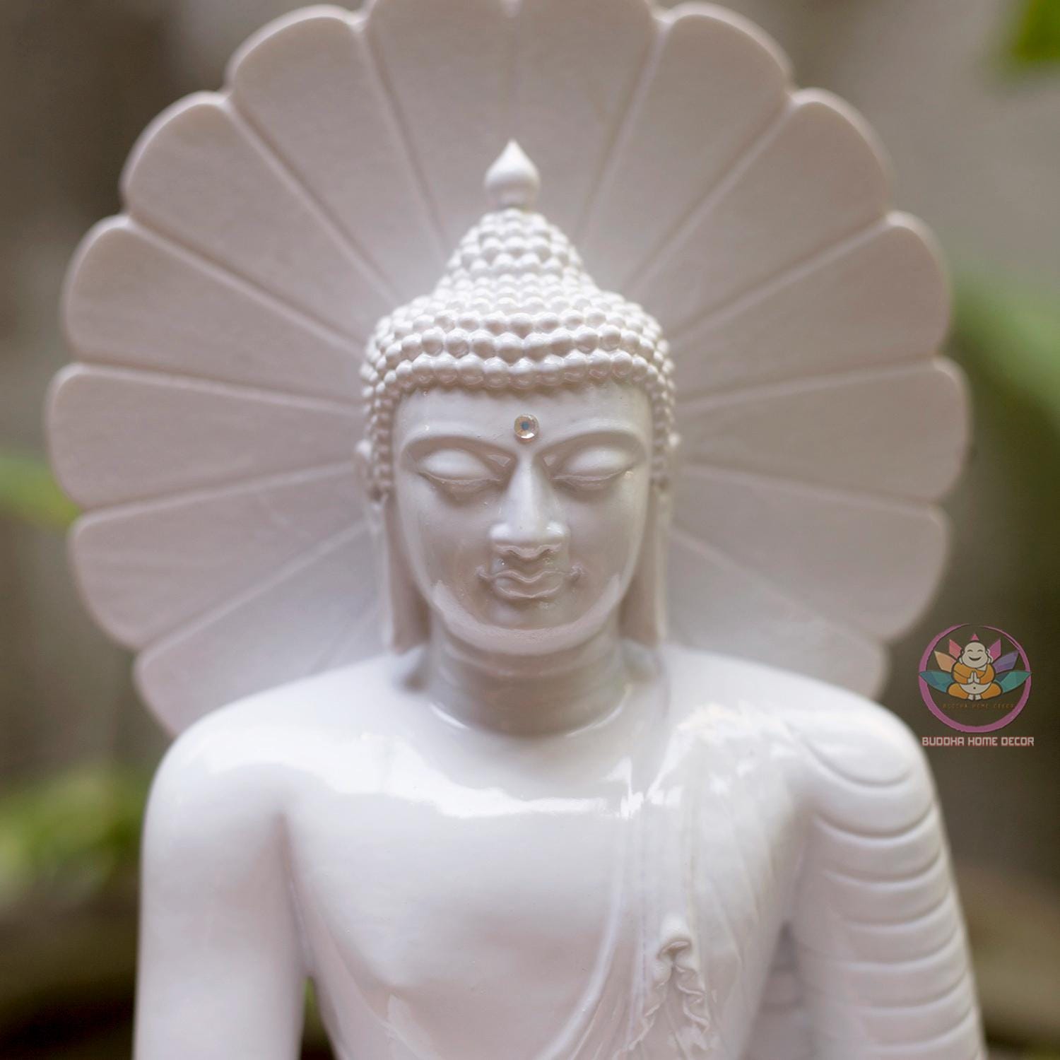Jade Shakyamuni Buddha Statue – Seated Meditation Pose | Modern Minimalist | Enlightenment & Zen Decor