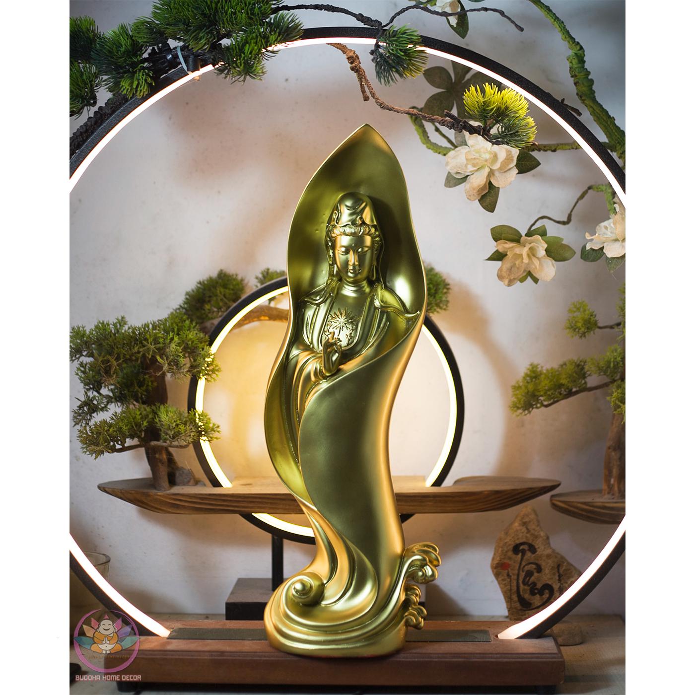 Modern Guanyin Statue – Minimalist Kwan Yin Figurine in Flowing Robe – Modern Bodhisattva Sculpture for Zen & Home Decor