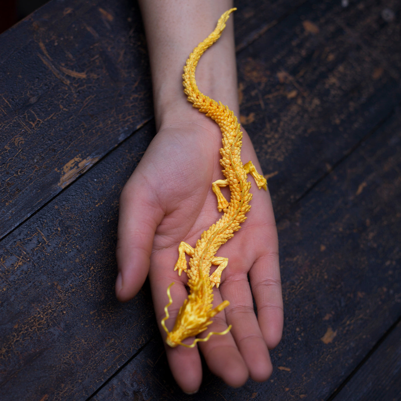 Articulated Dragon Figurine – Flexible 3D Printed Dragon Toy – Golden Oriental Dragon Decor – Handmade Mythical Creature Gift