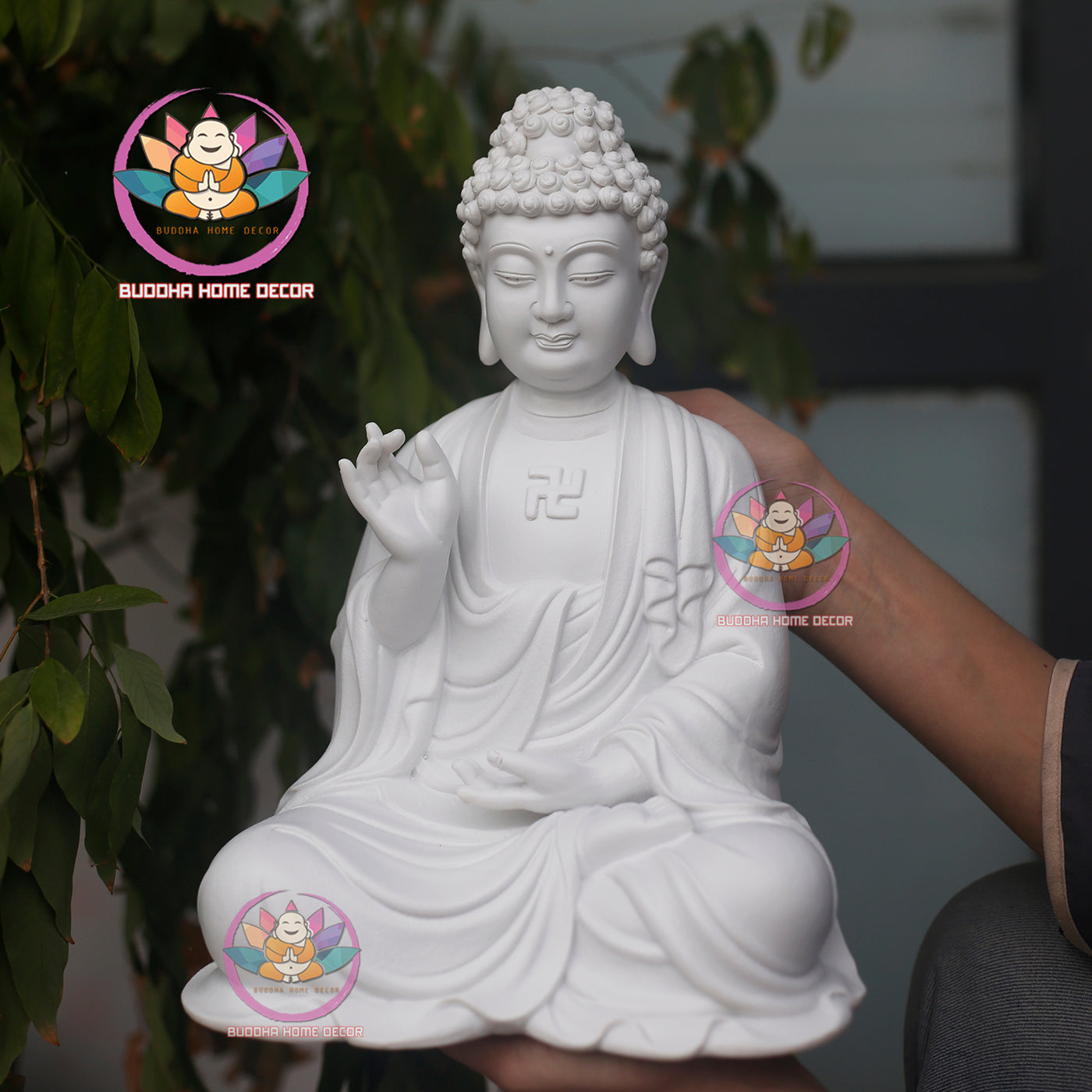 Amitabha Buddha Statue – Yellow Robe Buddha in Meditation – Resin Amituofo Figurine for Altar, Home, or Zen Space