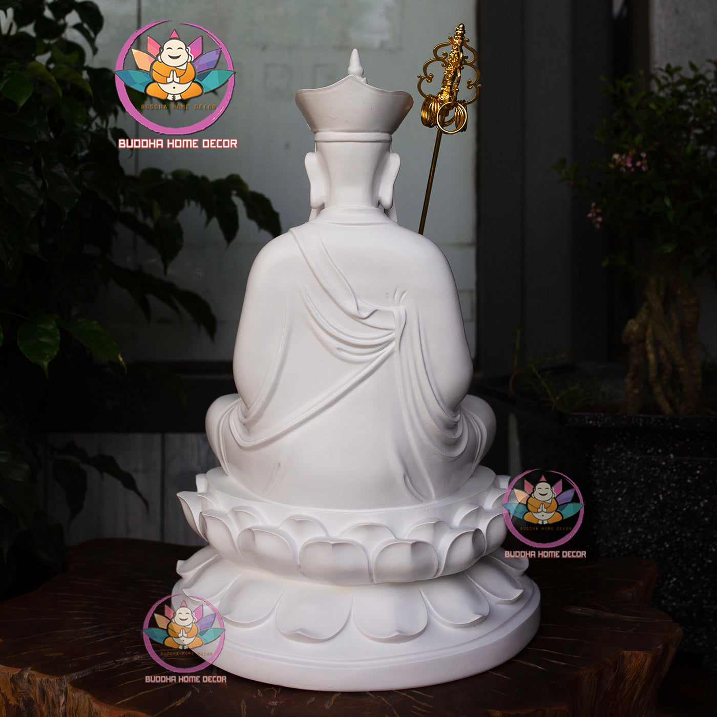 White Kṣitigarbha Bodhisattva Statue – 17.7" (45cm) Địa Tạng Vương | Matte Resin Altar Decor | Vietnamese Buddhist Art