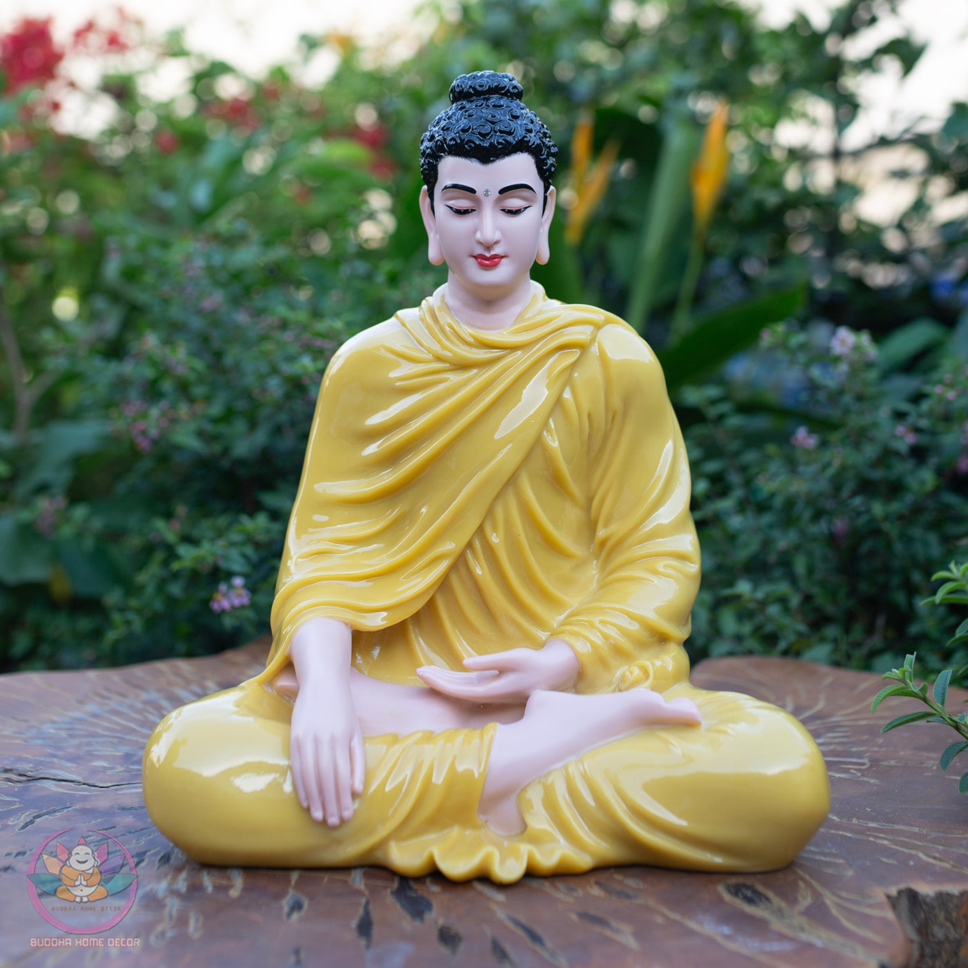 Shakyamuni Buddha Statue – Glossy Yellow Robe Meditation Sculpture – Zen Home Decor, Buddhist Altar Ornament, Spiritual Gift