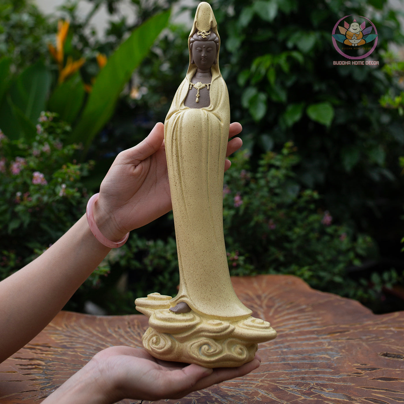 Standing Guanyin Buddha Statue 15.7" – Resin Kwan Yin Figurine, Goddess of Mercy Sculpture, Zen Home Decor, Spiritual Altar Gift