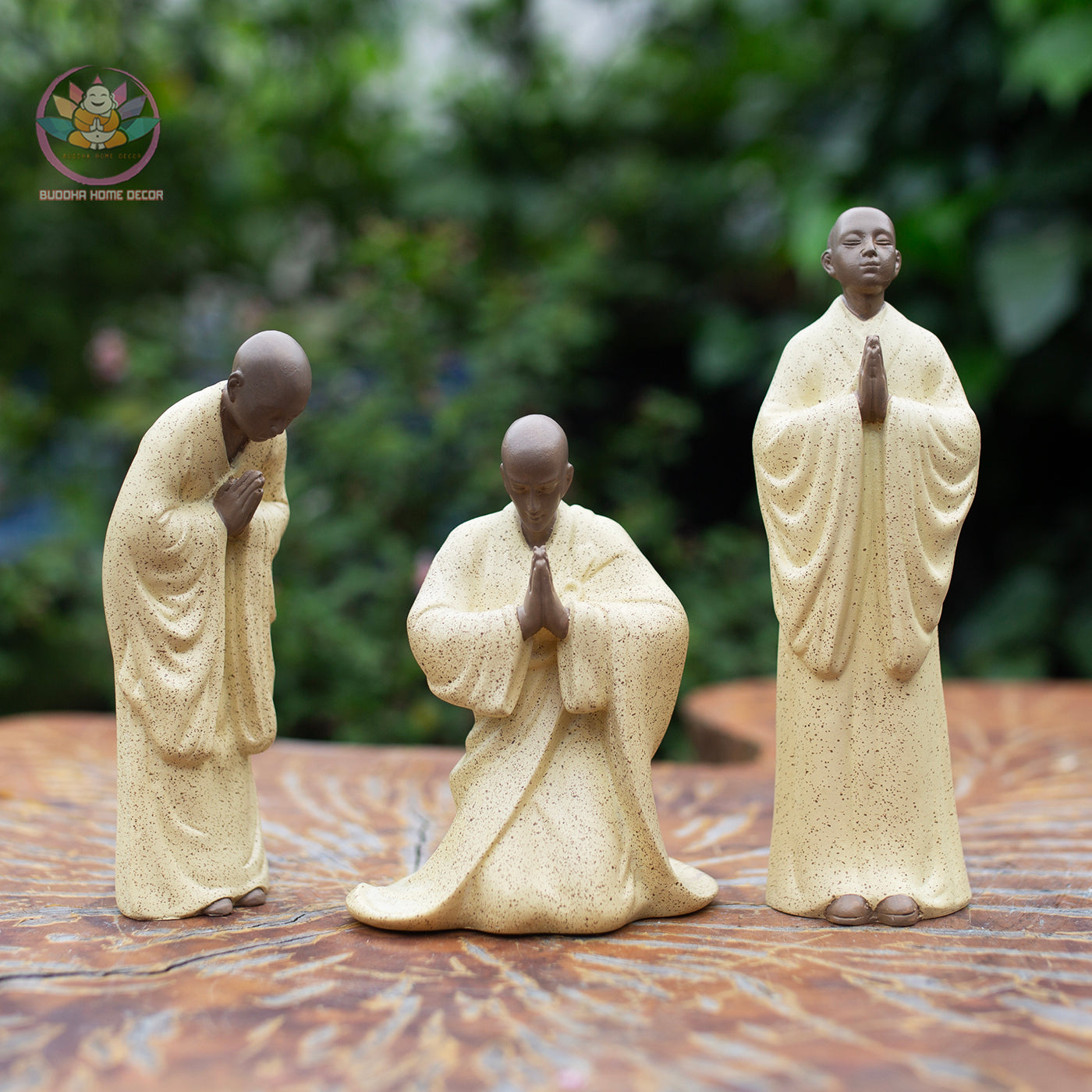 Three Monks Statue Set – Resin Buddhist Figurines of Praying and Bowing Monks, Zen Meditation Decor, Ta Bà Tam Thánh Spiritual Gift
