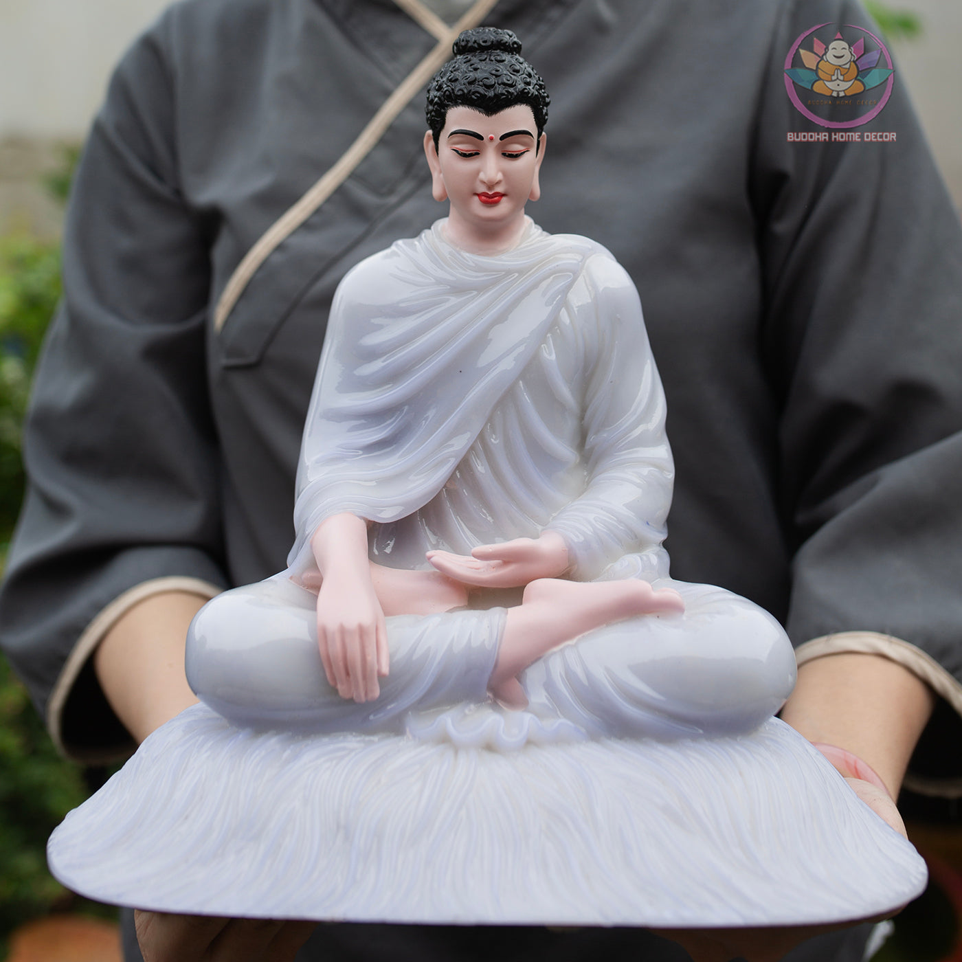 11.8" Shakyamuni Buddha Statue – Glossy Lilac Resin Meditation Figurine, Seated Buddhist Sculpture for Zen Home Altar, Yoga Studio Decor