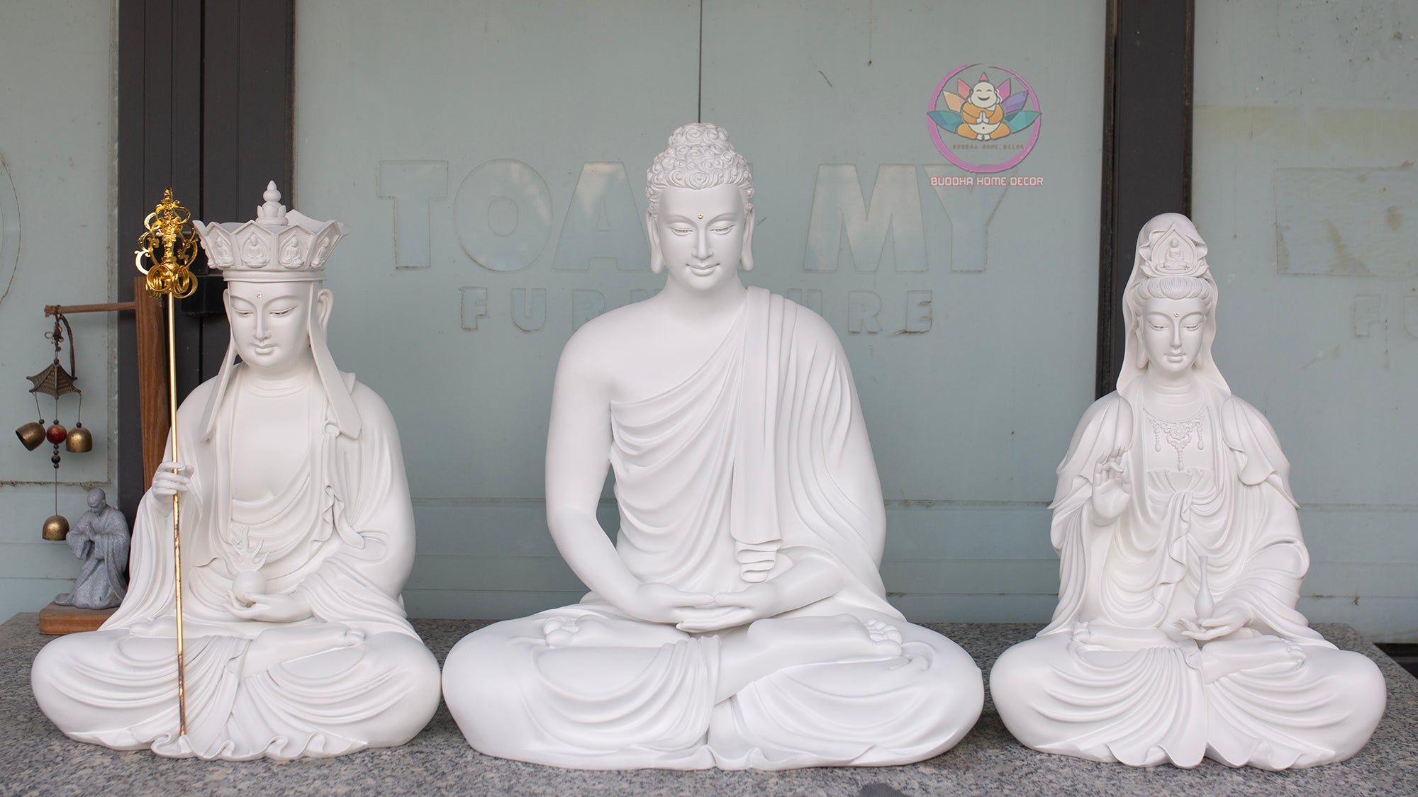 White Buddha Statue Set – Shakyamuni 57 cm, Ksitigarbha and Quan Yin 50 cm | Composite Resin and Stone Powder | Buddhist Altar Decor