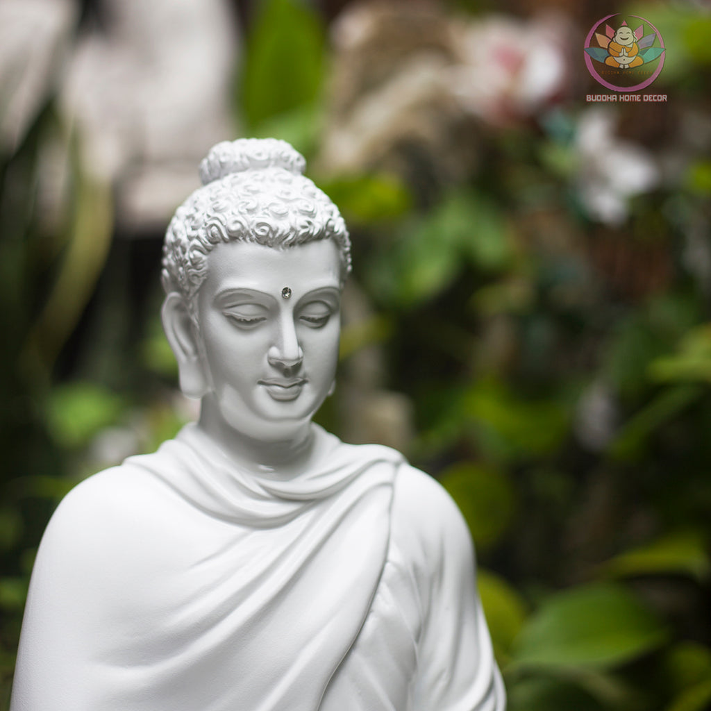 White Shakyamuni Buddha Statue – 13.7" Resin Sculpture | Minimalist Zen Decor for Altar, Meditation & Spiritual Gift
