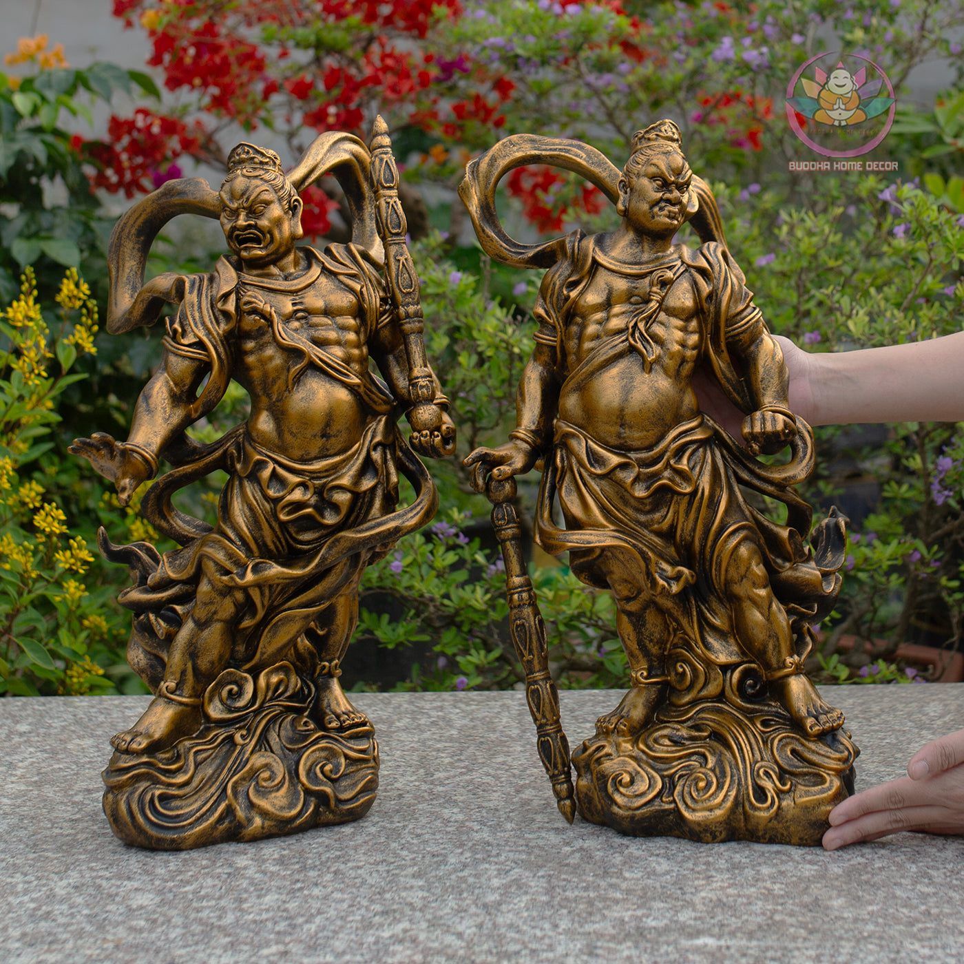 Antique Bronze Vajra Guardian Statues – Handmade Buddhist Temple Decor Set