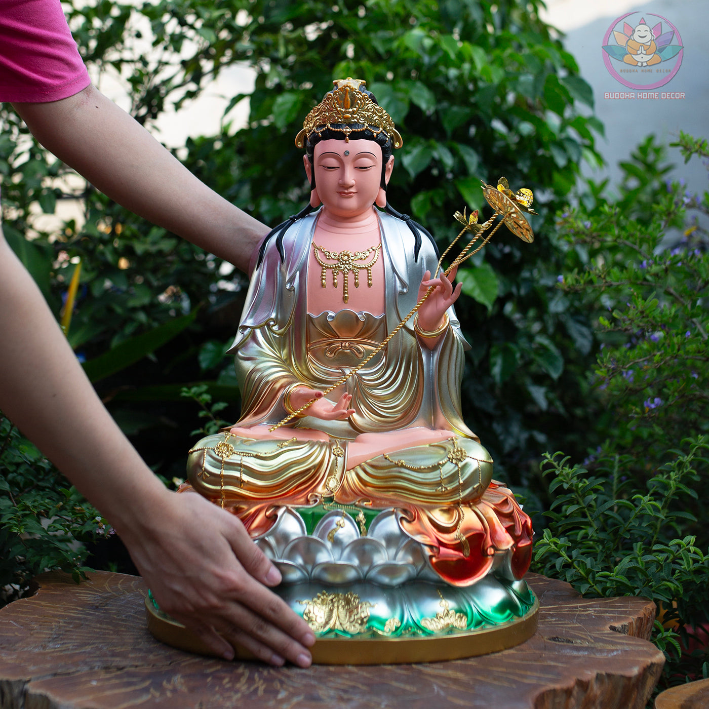 Multicolor Mahasthamaprapta Statue – 19.7" Resin Bodhisattva Figurine – Zen Home Altar, Meditation Space, Asian Spiritual Decor Gift
