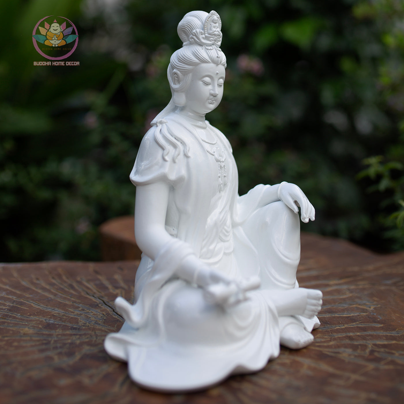 Seated Guanyin Buddha Statue 9.8" – Resin Kwan Yin Figurine, Goddess of Mercy Sculpture, Zen Home Meditation Altar Decor Gift