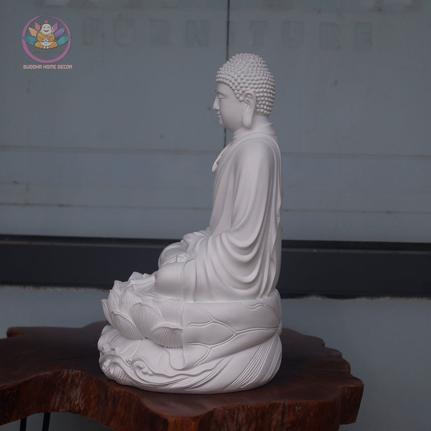 Shakyamuni Buddha Statue – Smiling Resin Meditation Sculpture, Seated Buddha Figurine on Lotus, Zen Buddhist Altar Home Decor