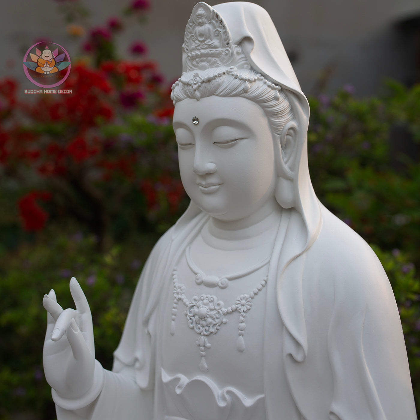 Large White Guanyin Bodhisattva Statue – Handmade Lotus Meditation Decor