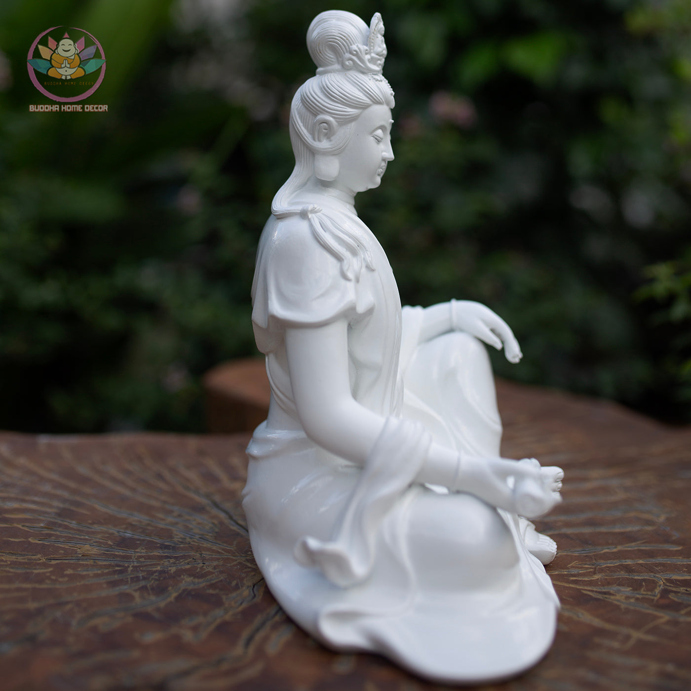 Seated Guanyin Buddha Statue 9.8" – Resin Kwan Yin Figurine, Goddess of Mercy Sculpture, Zen Home Meditation Altar Decor Gift