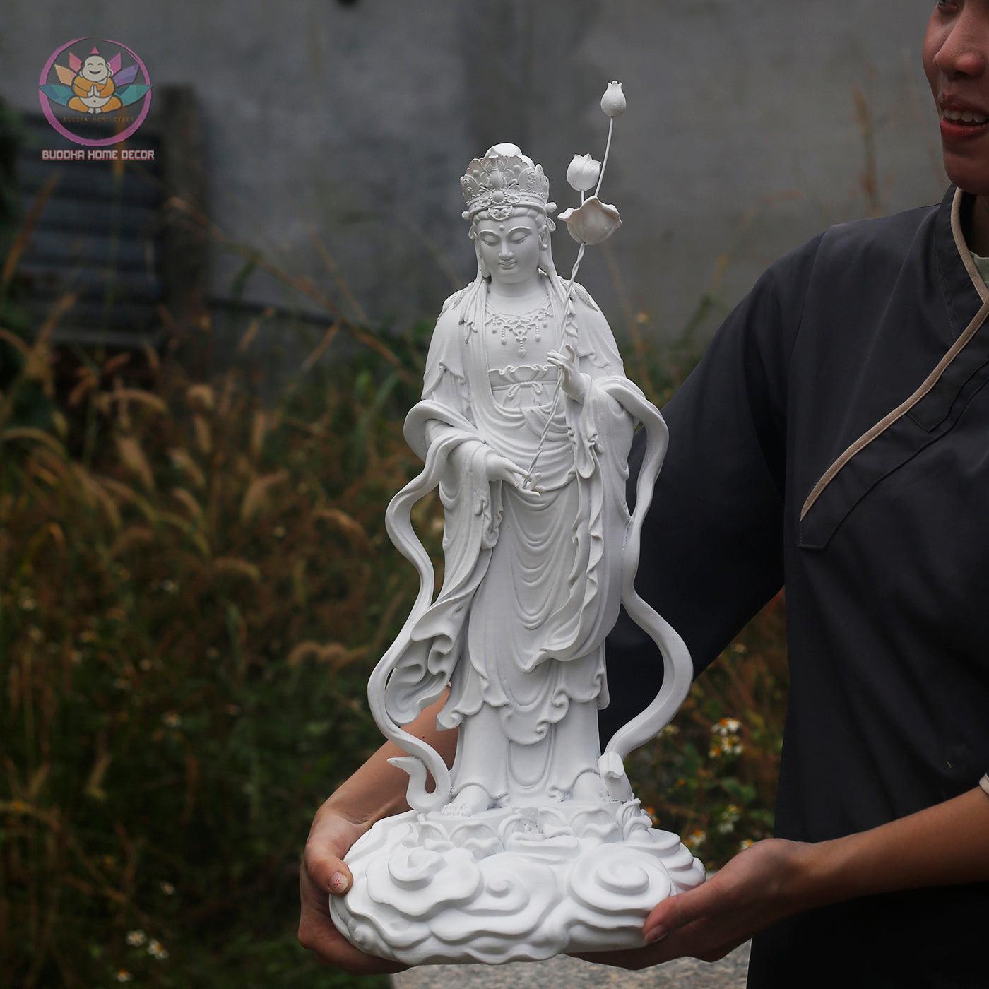 Seishi Bodhisattva Statue – 19.7" (50cm) Standing Mahasthamaprapta with Lotus Staff | Hand-Painted Resin Sculpture | Buddhist Altar Decor