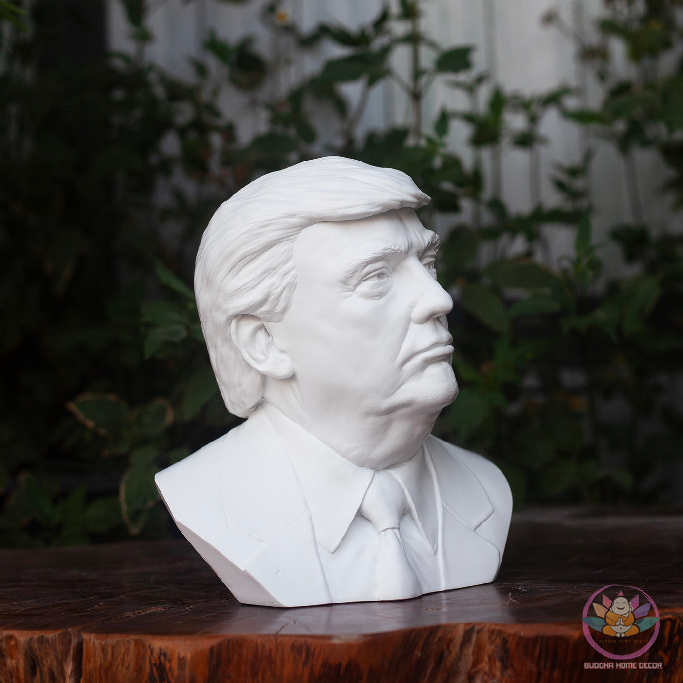 White Presidential Bust Sculpture – 8.7" Resin Political Figure | Modern Home Decor | Desktop Display | 3D Printed & Hand-Finished