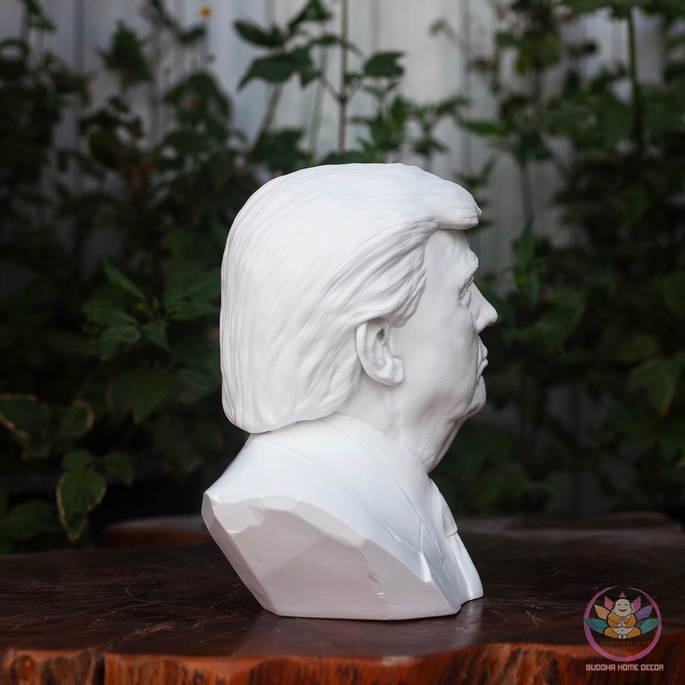 White Presidential Bust Sculpture – 8.7" Resin Political Figure | Modern Home Decor | Desktop Display | 3D Printed & Hand-Finished